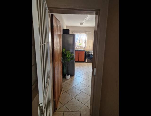 2 BEDROOM APARTMENT FOR SALE IN JABULANI